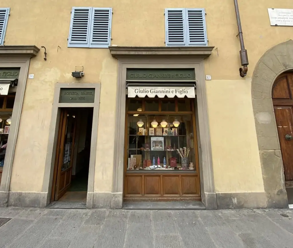 Street View of Giulio Giannini e Figlio Shop in Florence