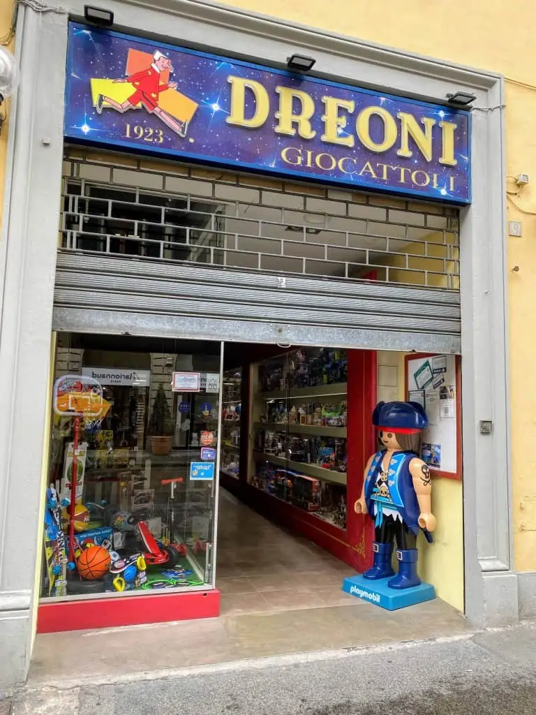 Dreoni Giocattoli storefront in Florence, Italy.