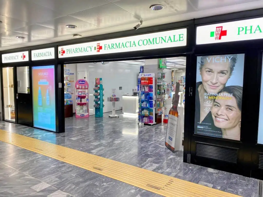 Entrance to pharmacy inside the Pisa airport.